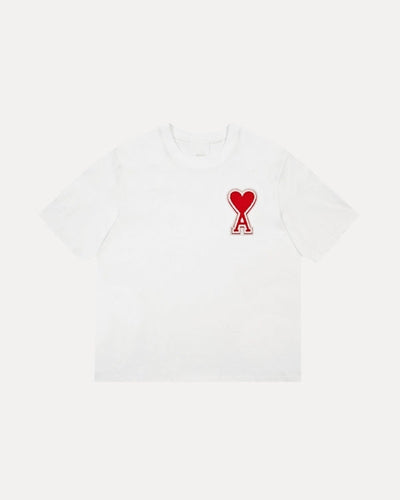 T-SHIRT DÉTAIL SUR LA POITRINE