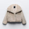 Veste courte en fausse fourrure