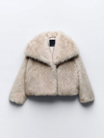 Veste courte en fausse fourrure